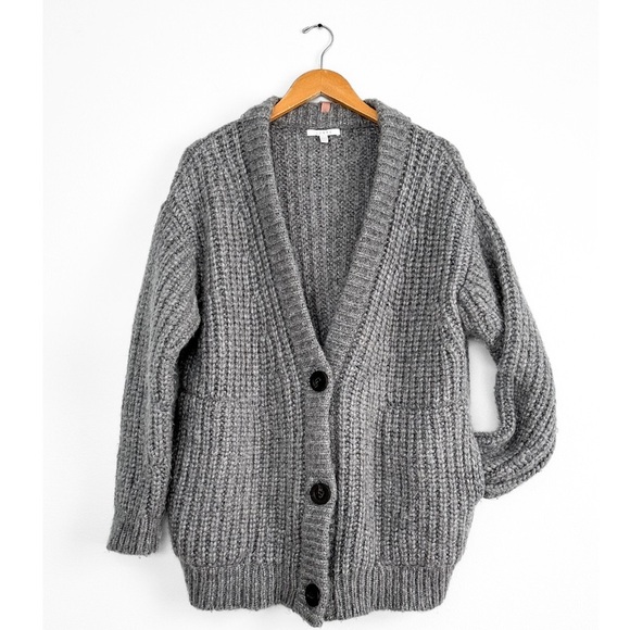 LUNYA Chunky Wool Cardigan in Serene Gray size xs/s - Picture 8 of 11